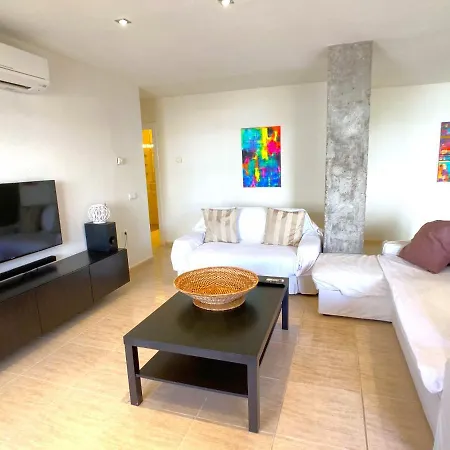 Spanish Connection - Marinesco Ii Apartment