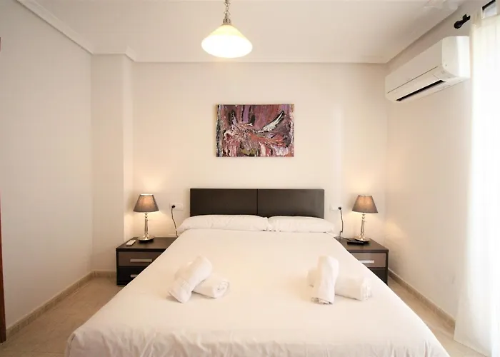 Apartman Spanish Connection - Marinesco Ii